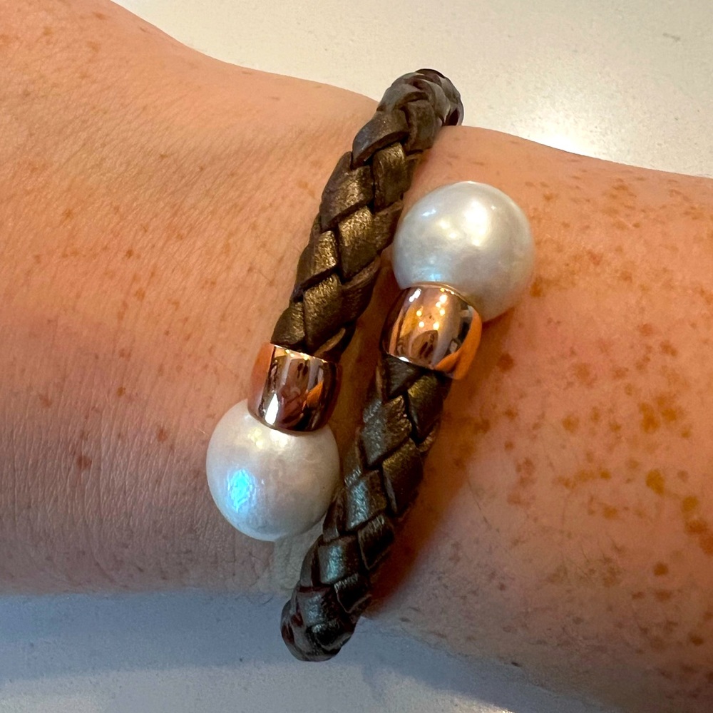NIB 11-12mm Cultured Pearl Leather 18k Gold Over Sterling Silver Wrap Bracelet